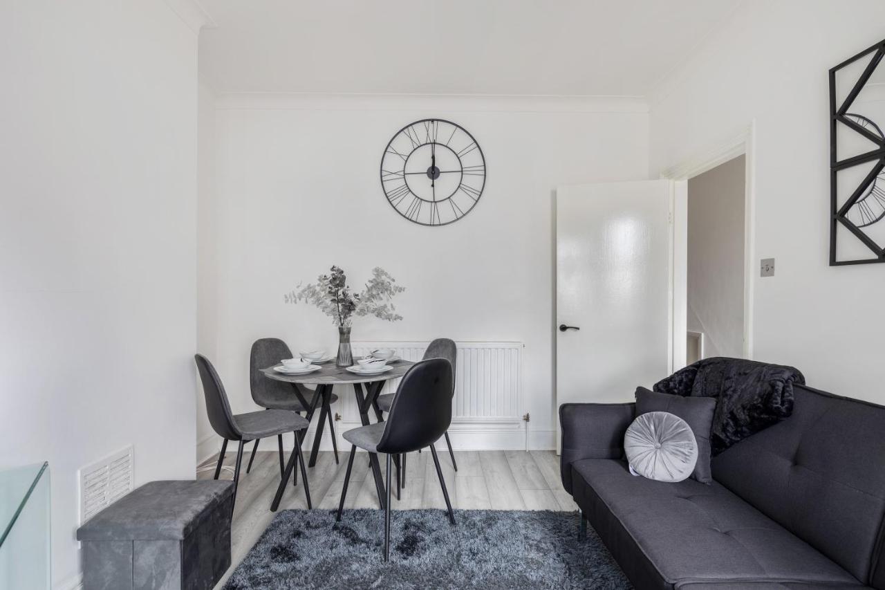 Beautifully Modern 2-Bed Apartment W/Garden London Exterior photo